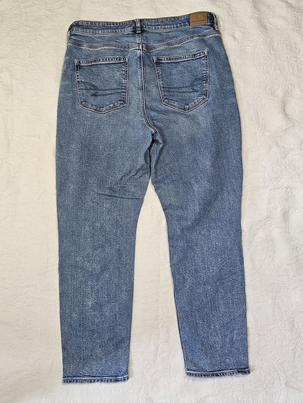 American Eagle Mom Jeans Size 14 Regular Light Wash Distressed Denim - Picture 2 of 7